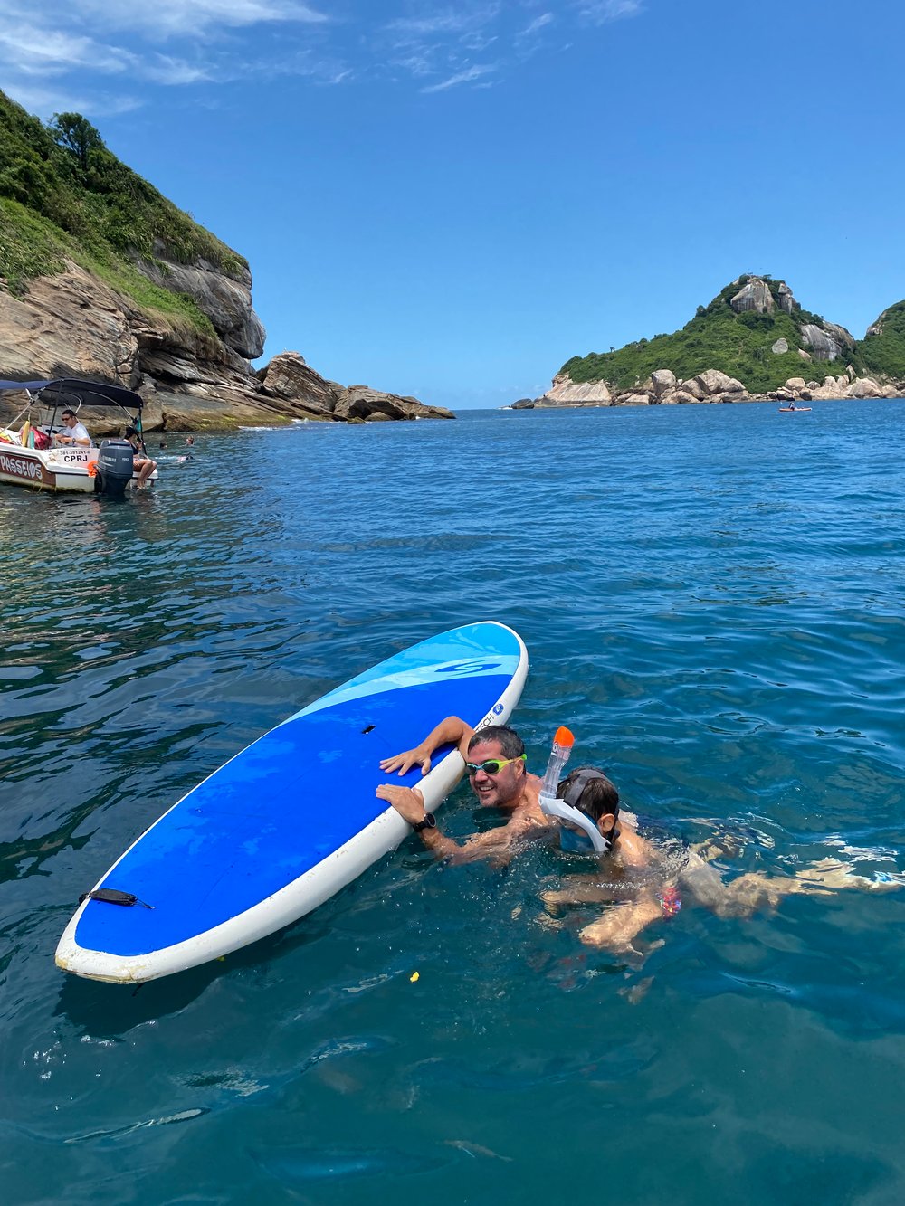  Passeio de Lancha Ilhas Tijuca 