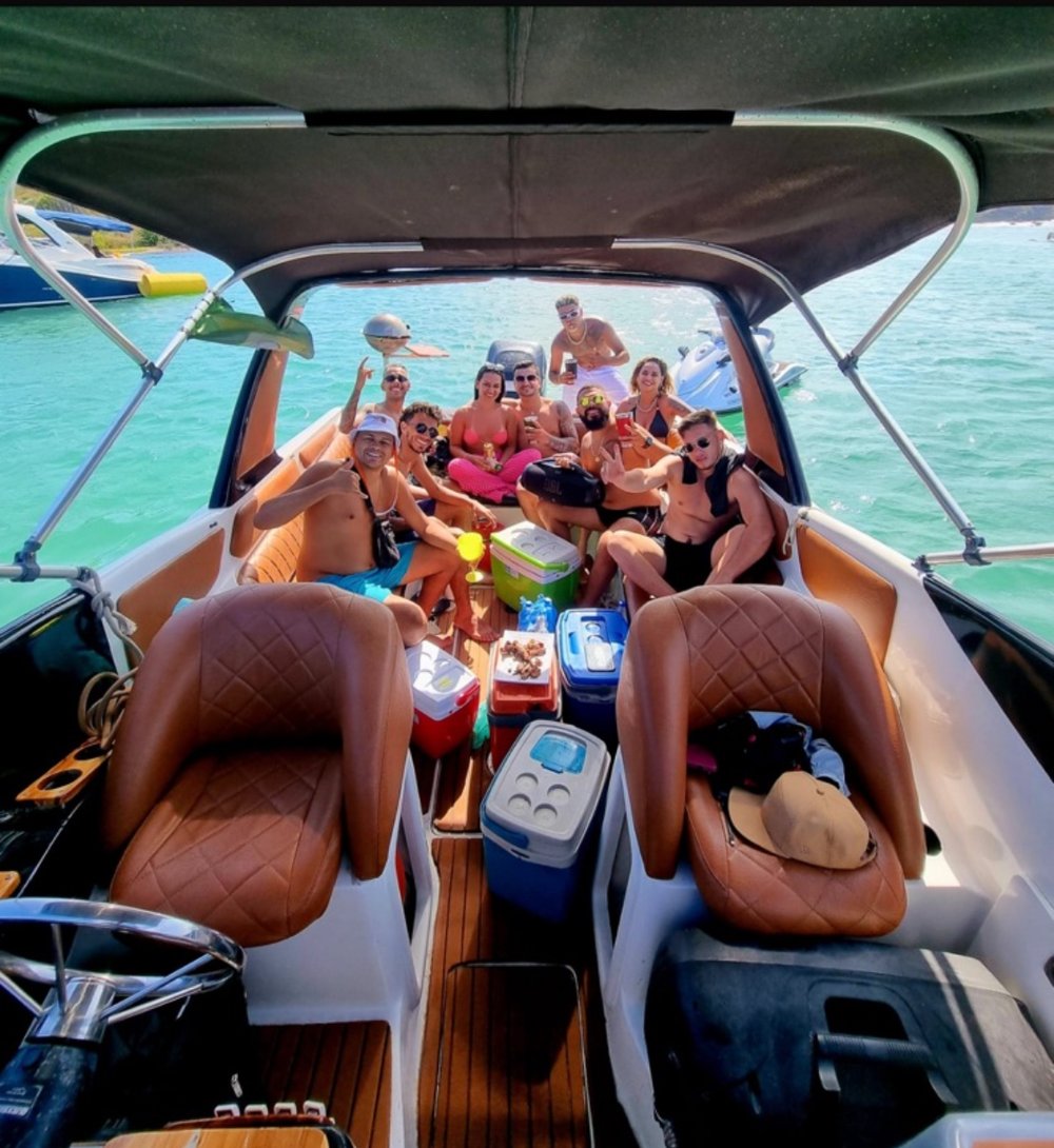 Passeio de Lancha em Arraial do Cabo e Cabo Frio