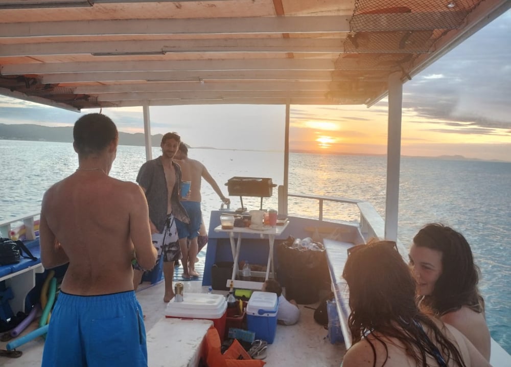 Passeio de Barco Exclusivo em Búzios