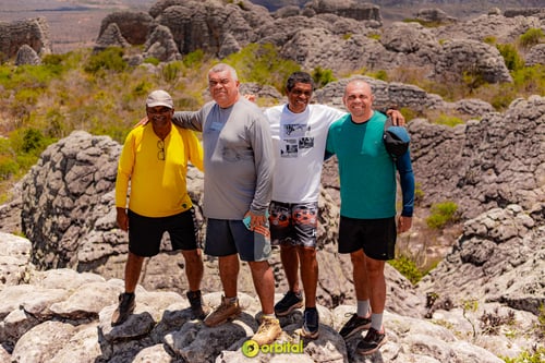 O kit de sobrevivência na caatinga: 7 Itens que ninguém te contou para o Catimbau