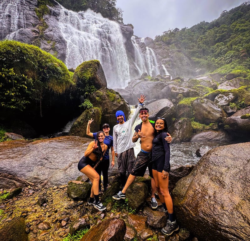 Pra chegar até aí e conquisar esse visual da Cachoeira do Elefante, essa galera teve que seguir esse passo-a-passo!