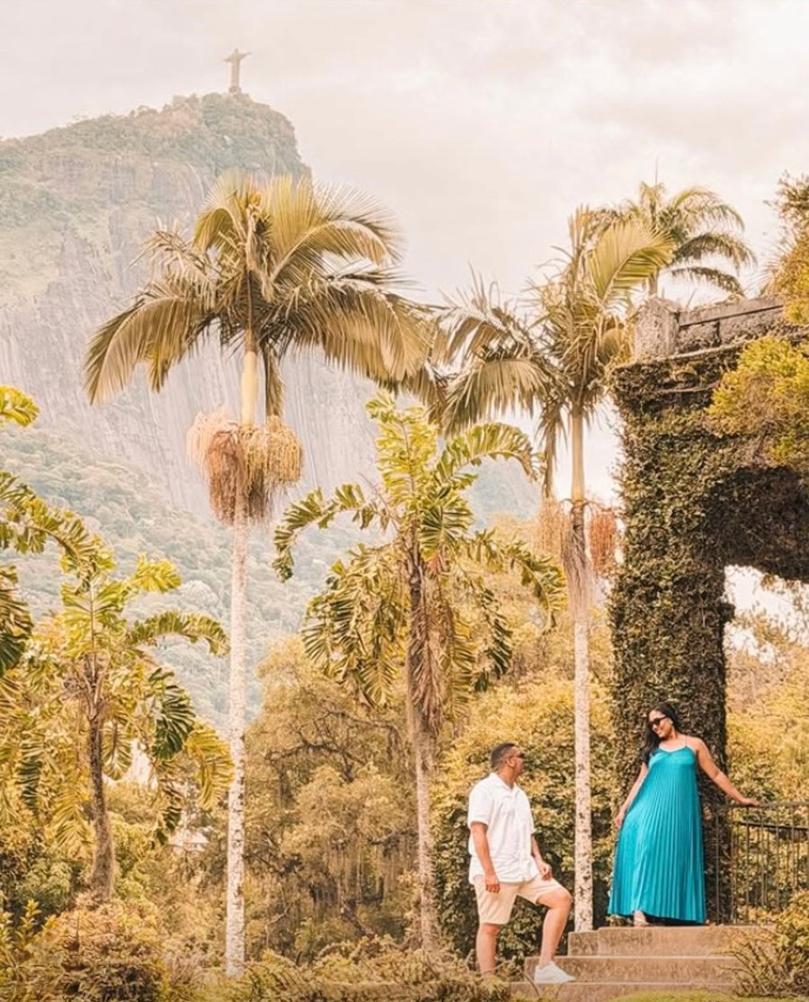 Experiência fotográfica no Jardim Botânico RJ ideal para fotos individuais, ensaio pré-wedding, casal e registros inesquecíveis no Rio.