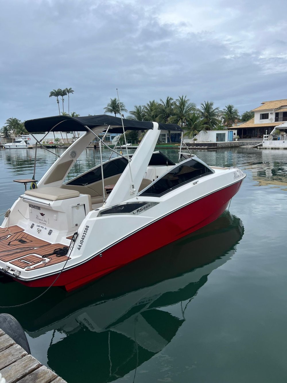 Passeio de Lancha em Arraial do Cabo e Cabo Frio