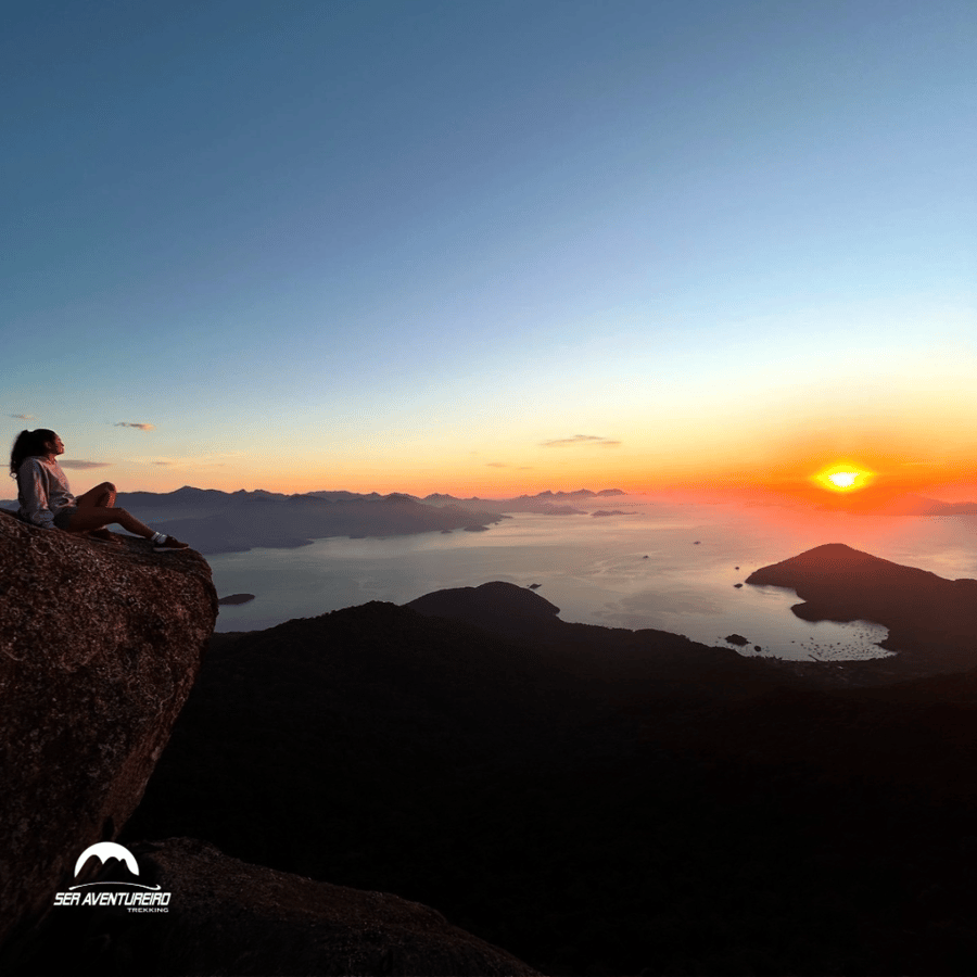 Trilha do Pico do Papagaio