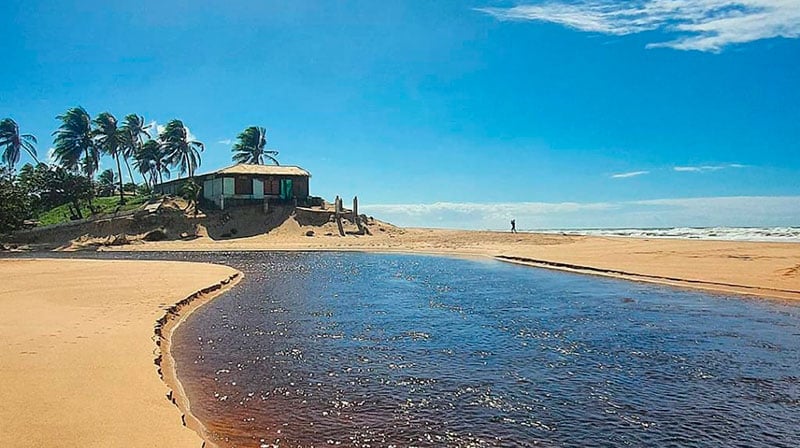 Bate Volta Imbassaí - Encontro do Rio com o mar 