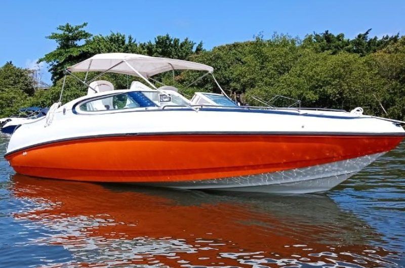  Lancha em Carneiros para até 12 pessoas (Logic) 