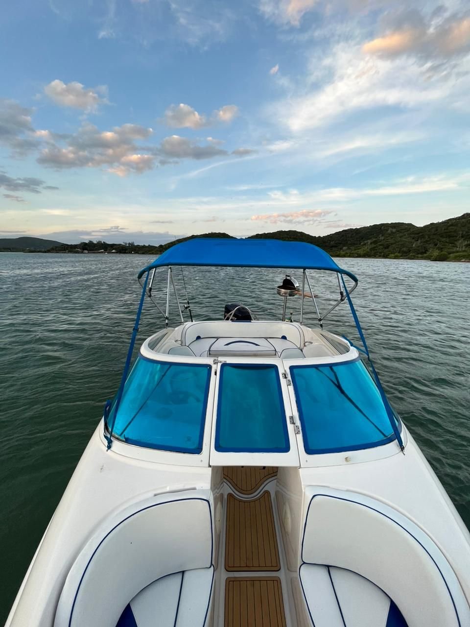 Passeio de Lancha em Arraial do Cabo e Cabo Frio