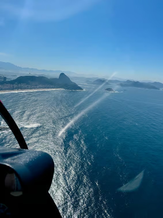 Passeio de helicóptero no Rio com portas abertas - foto 24
