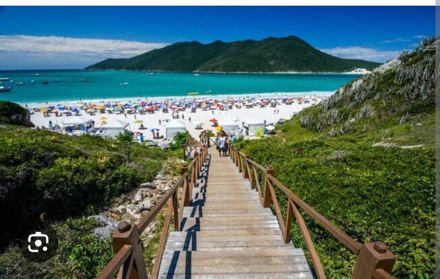 Passeio a Arraial do Cabo com passeio de Barco e Almoço