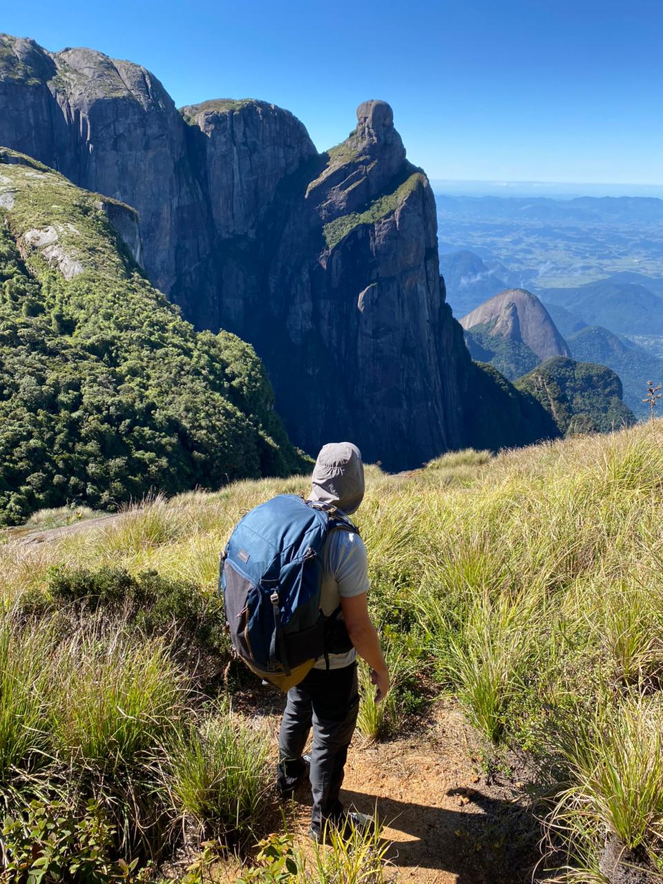 Ao fundo o Pico do Garrafão