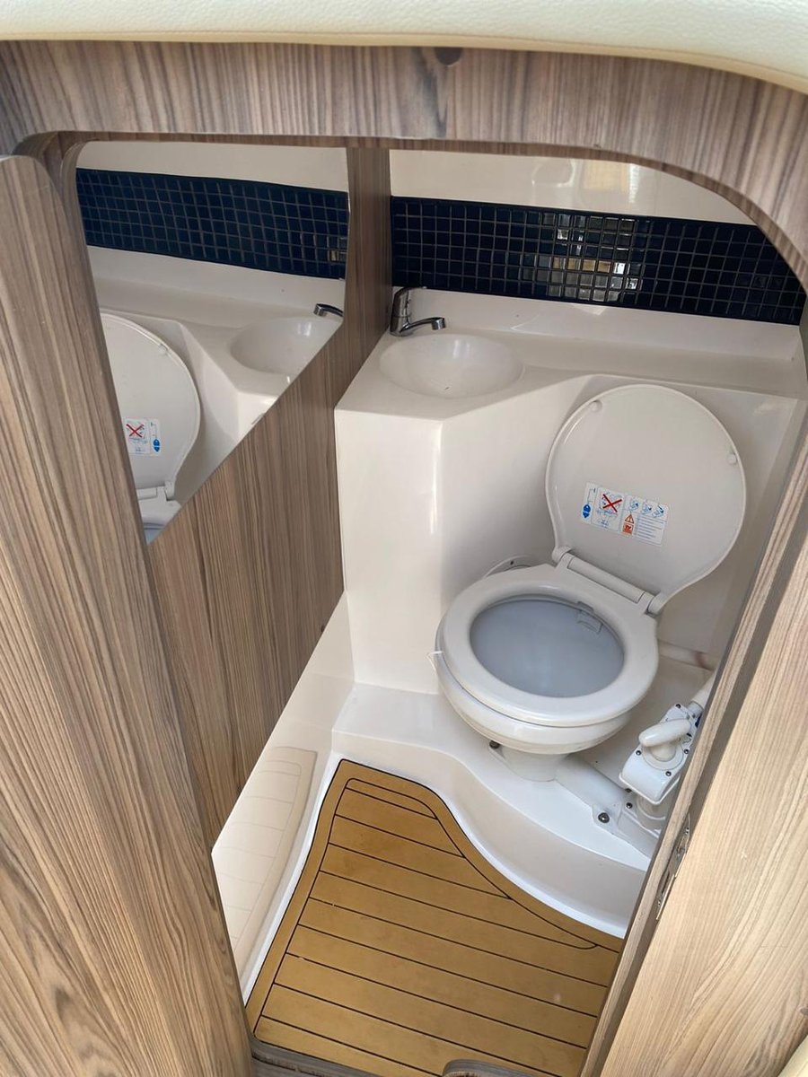 Passeio de Lancha com Churrasqueira