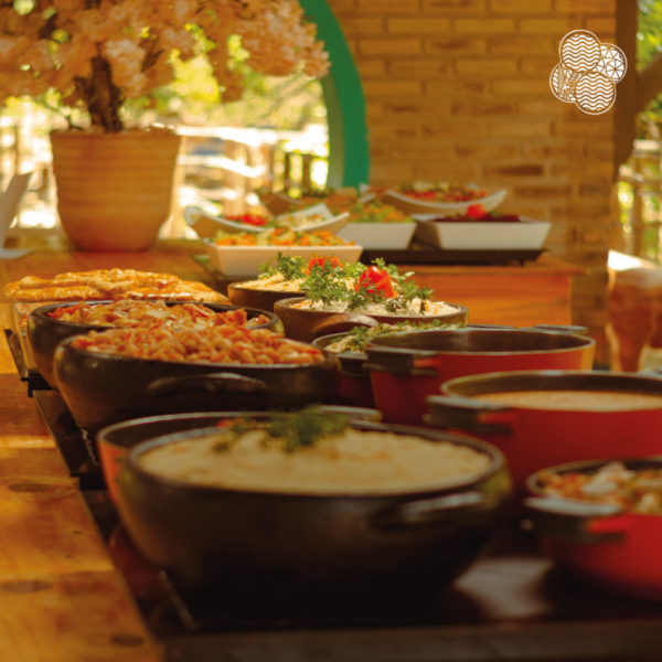 Almoço  incluído ( Buffet)