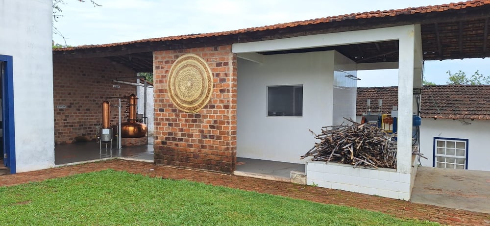 Cachaça artesanal em Ouro Preto, turismo no Vila Galé em Cachoeira do Campo