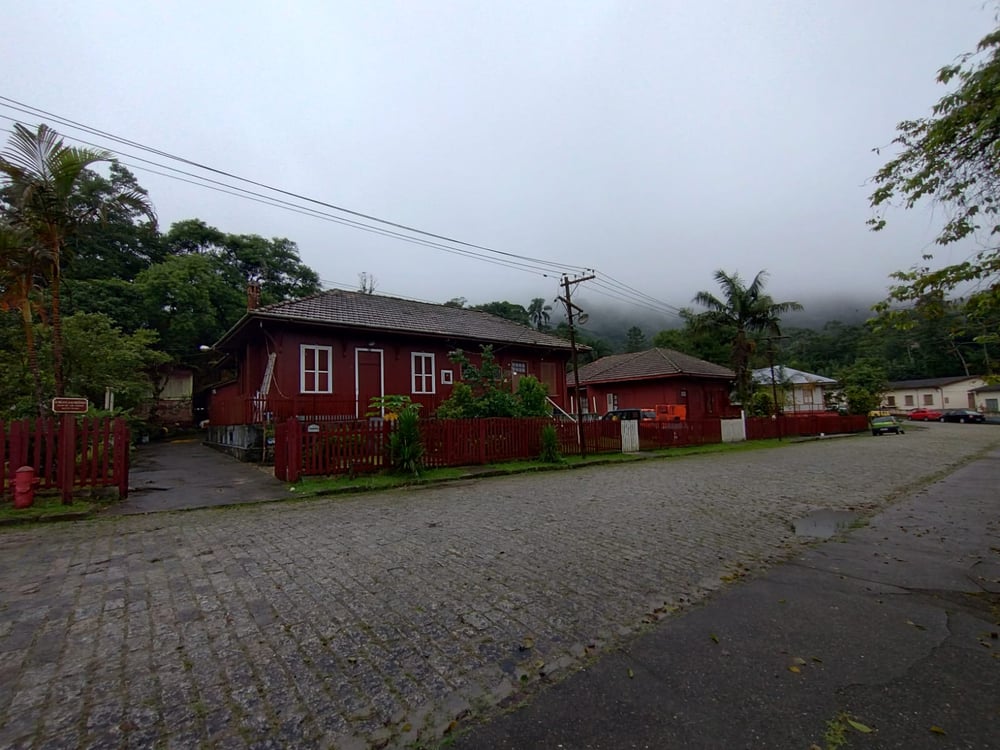 Paranapiacaba, vista de uma das ruas, com os chalés ingleses do séc. XIX