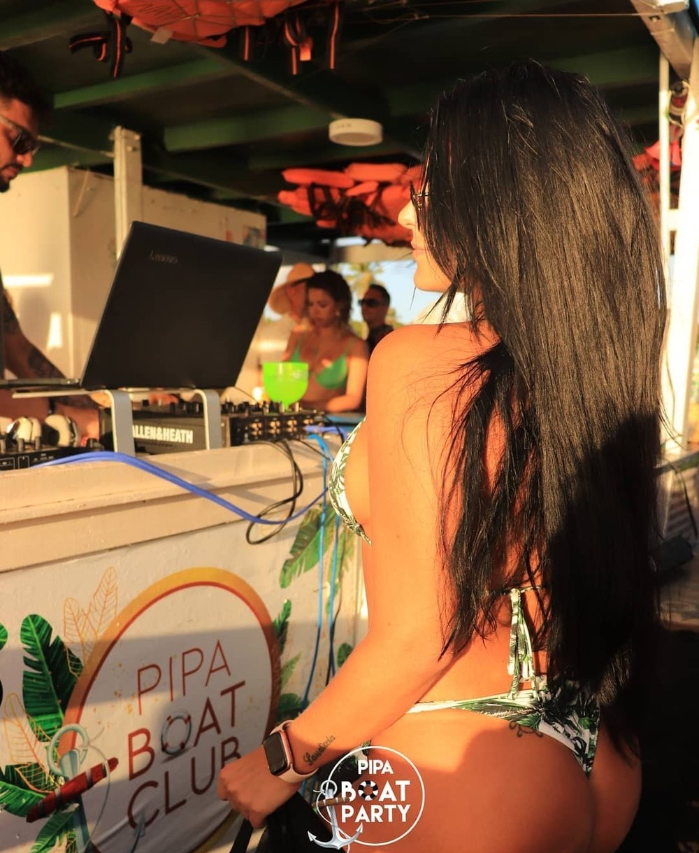 Festa no barco -  Pipa boat party