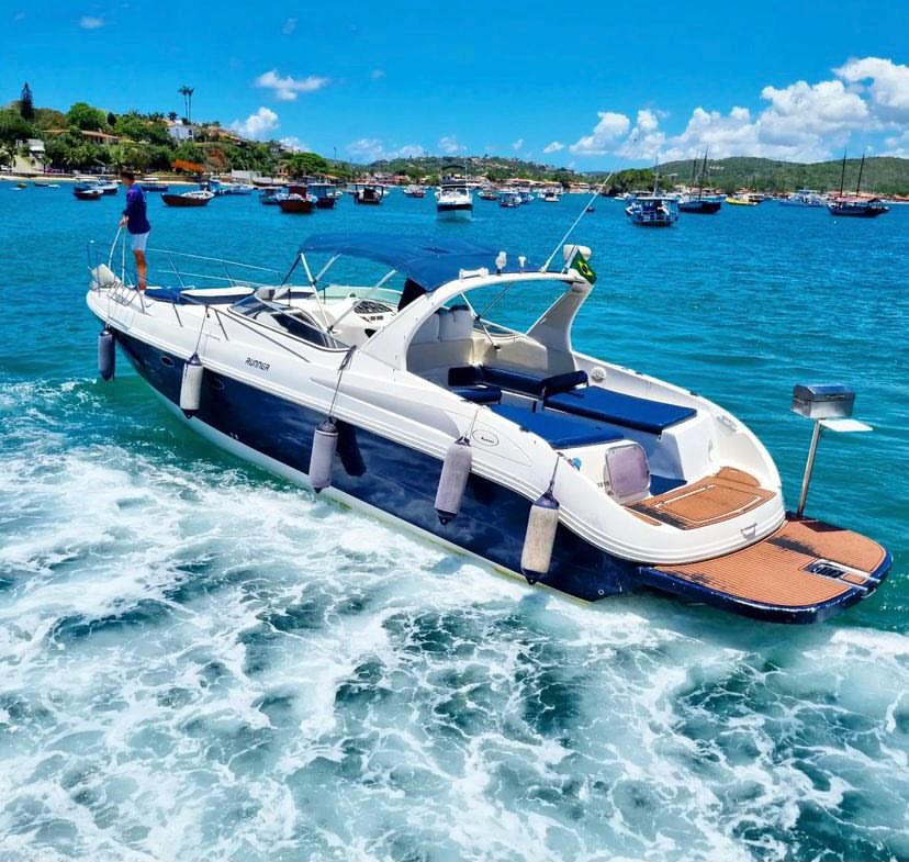 ALUGUEL de LANCHA em Buzios