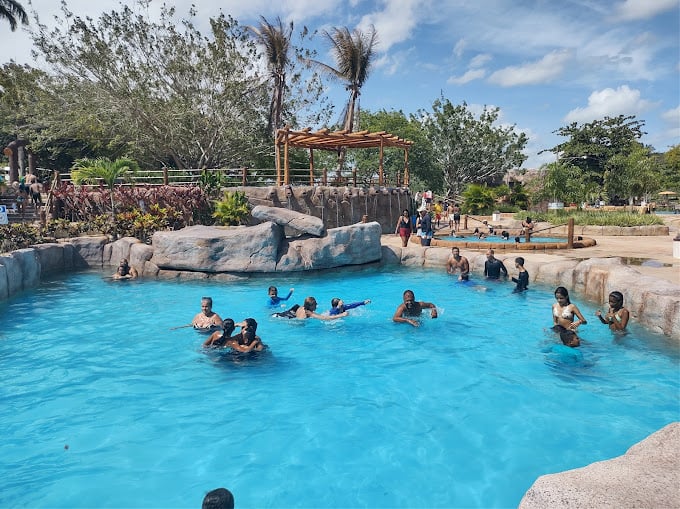 BATE E VOLTA PARQUE TIMBÓ