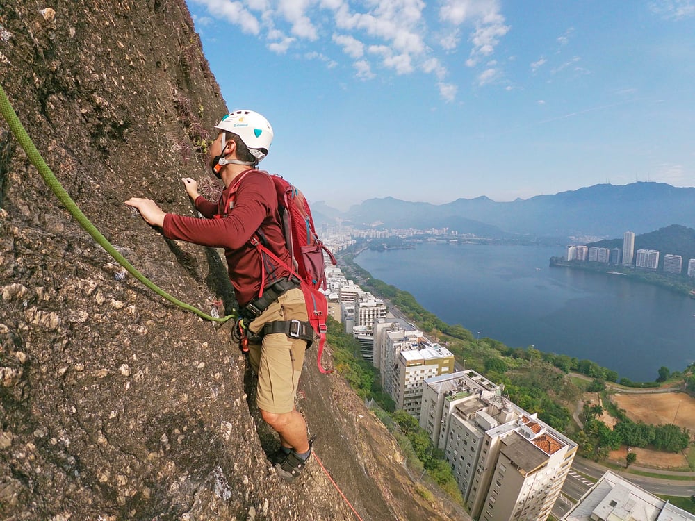 ESCALADA NO CORTE DO CANTAGALO - RJ