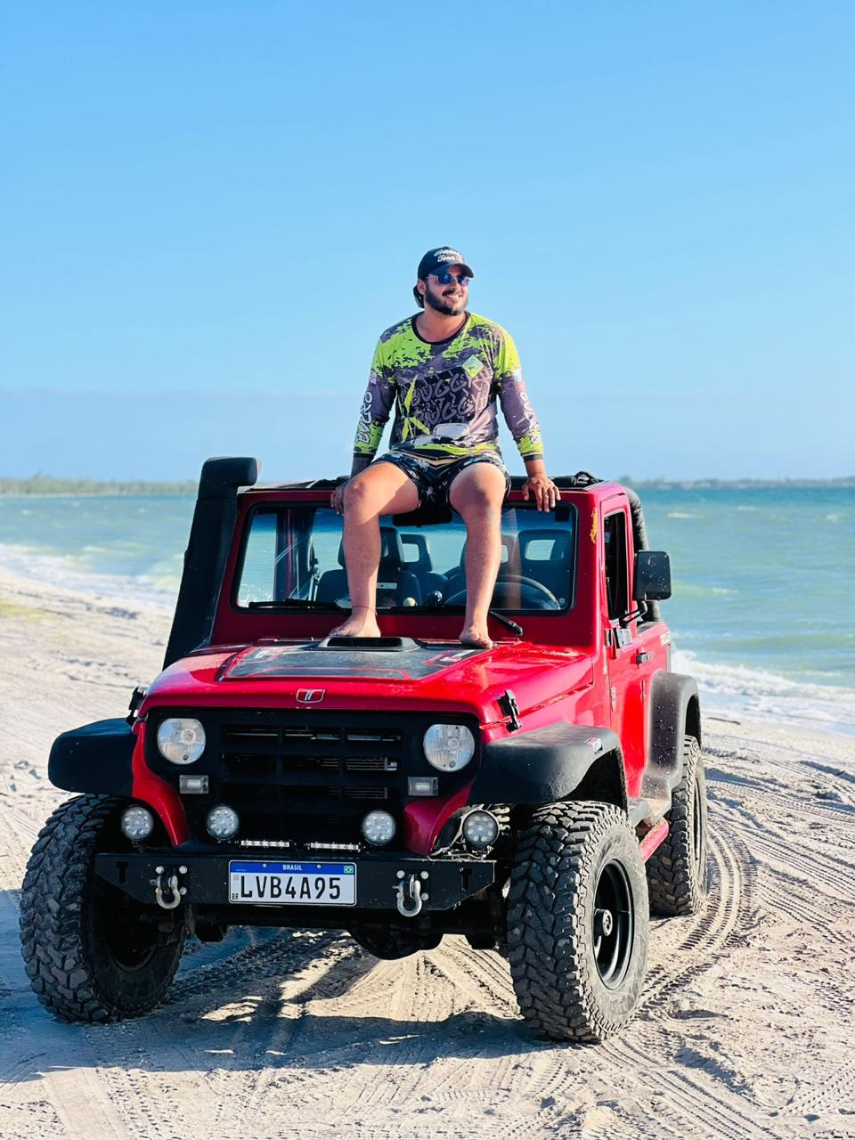 PASSEIO DE JEEP TROLLER ATÉ A PONTA DA ALCAÍRA