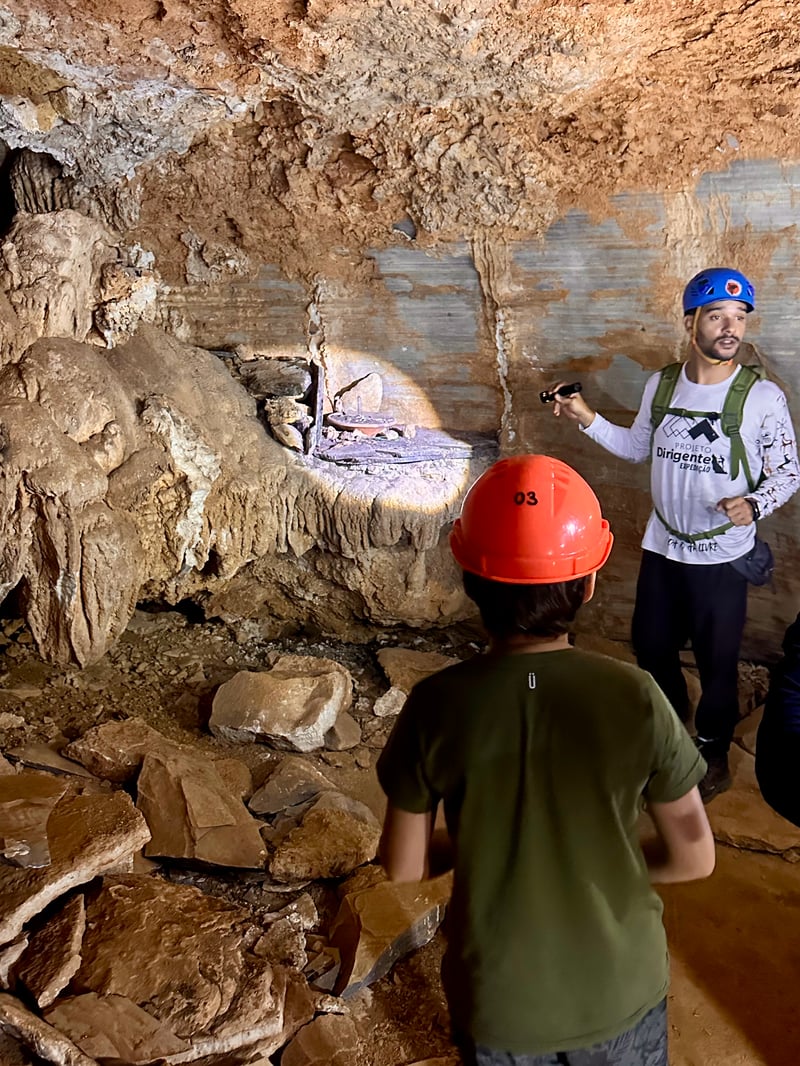GRUTA DA MACUMBA