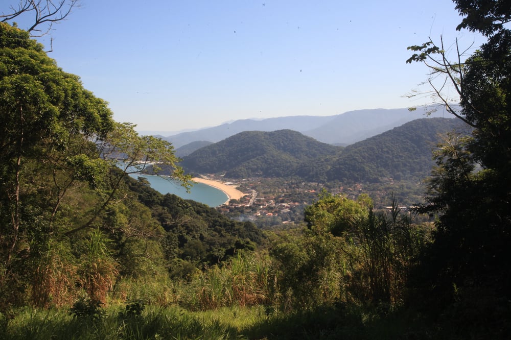 Trilha Praia Brava De Boiçucanga
