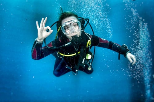Mergulho de cilindro: descubra a emoção de explorar o mundo subaquático