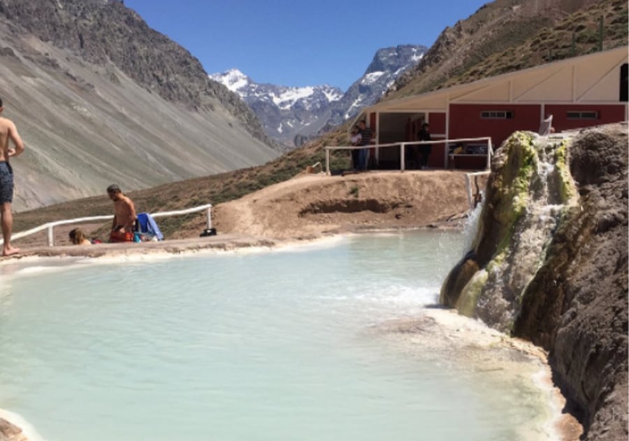 Riscos de Visitar Cajón del Maipo, Embalse El Yeso e Termas de Colina Durante o Período de Neve