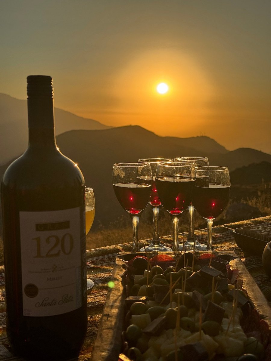 Encante-se com o charme do entardecer nos Andes