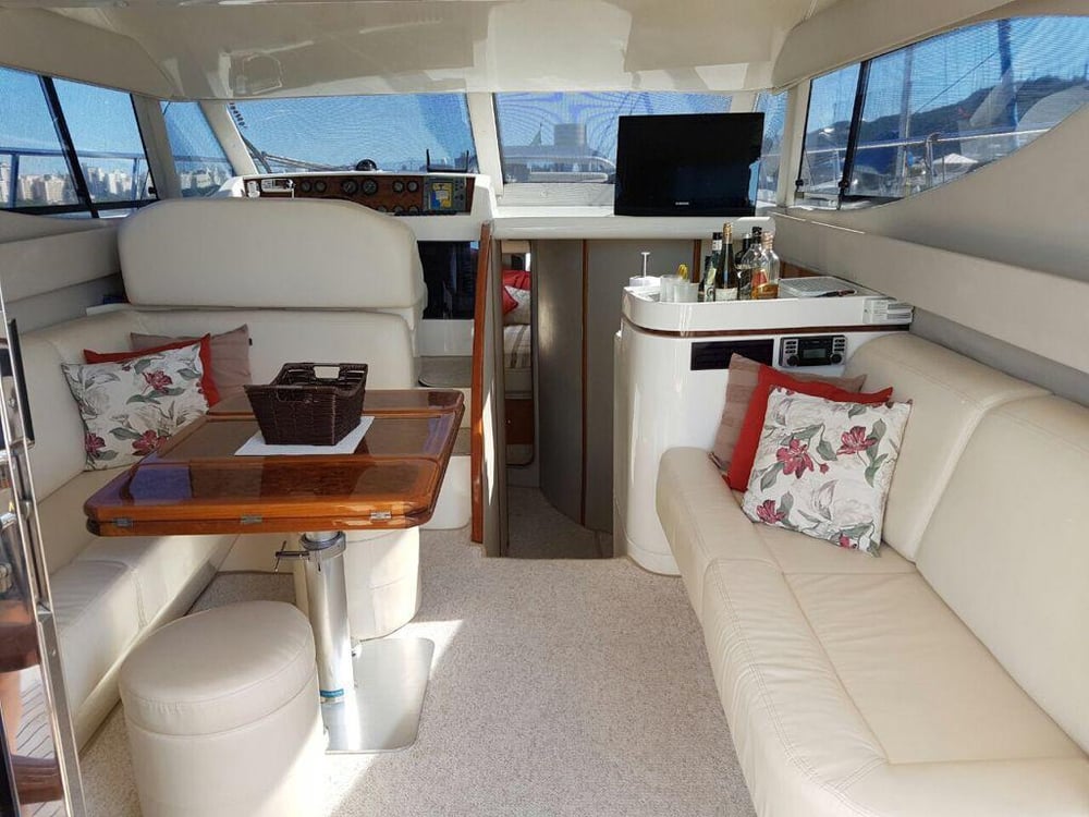 Baia Norte │Azimut 400 FLY │12 Pessoas 