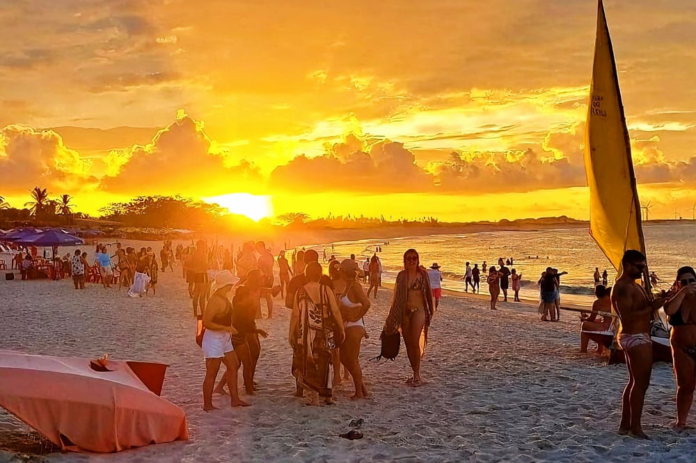 Pôr do Sol na  Praia de Tourinhos.