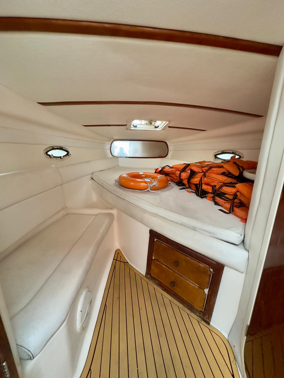 Passeio de Lancha em Cabo Frio