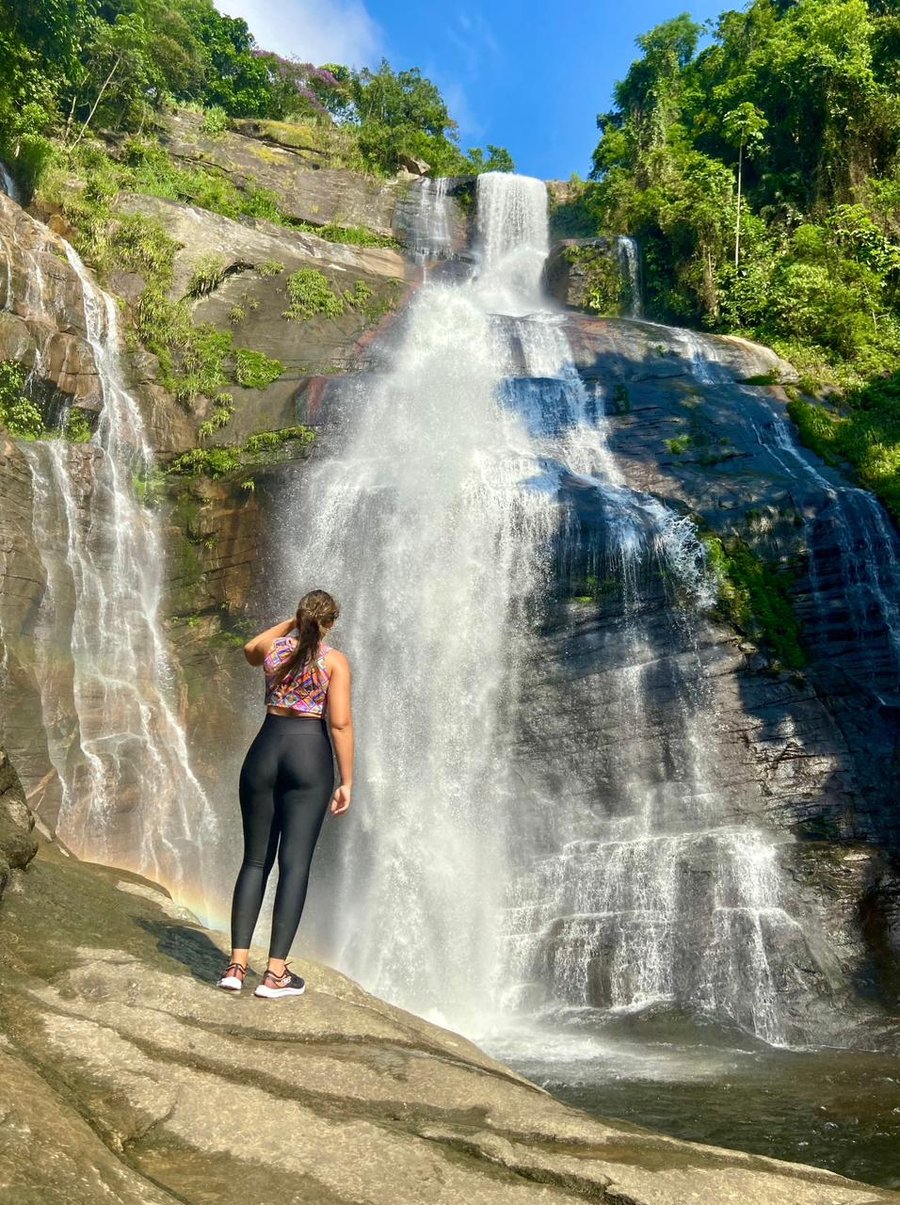 Rapel na Cachoeira Véu da Noiva 