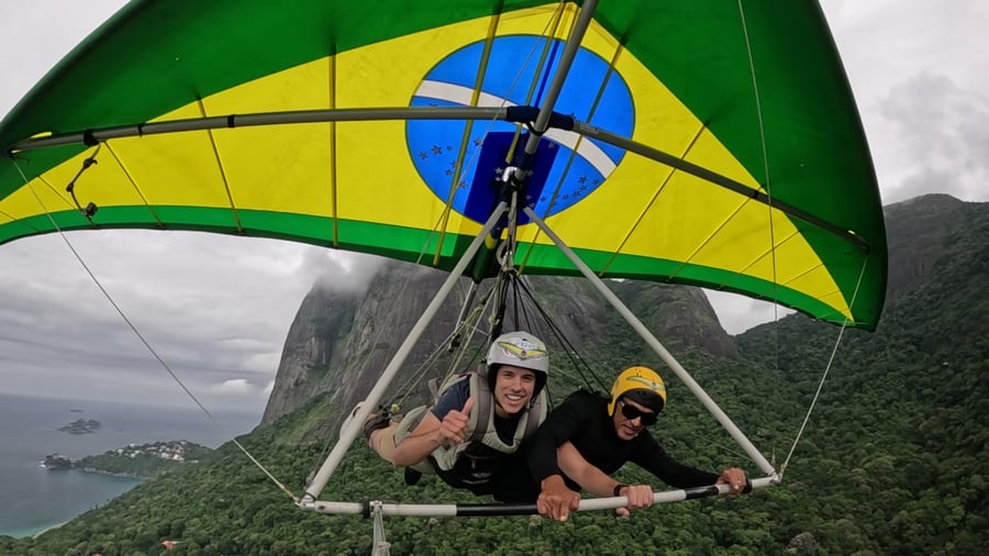 Voo de Asa Delta duplo
