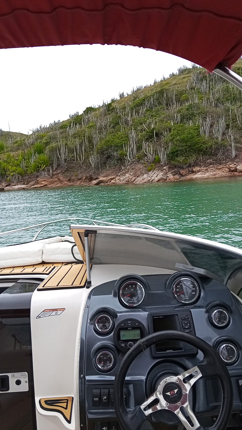Passeio de Lancha em Cabo Frio