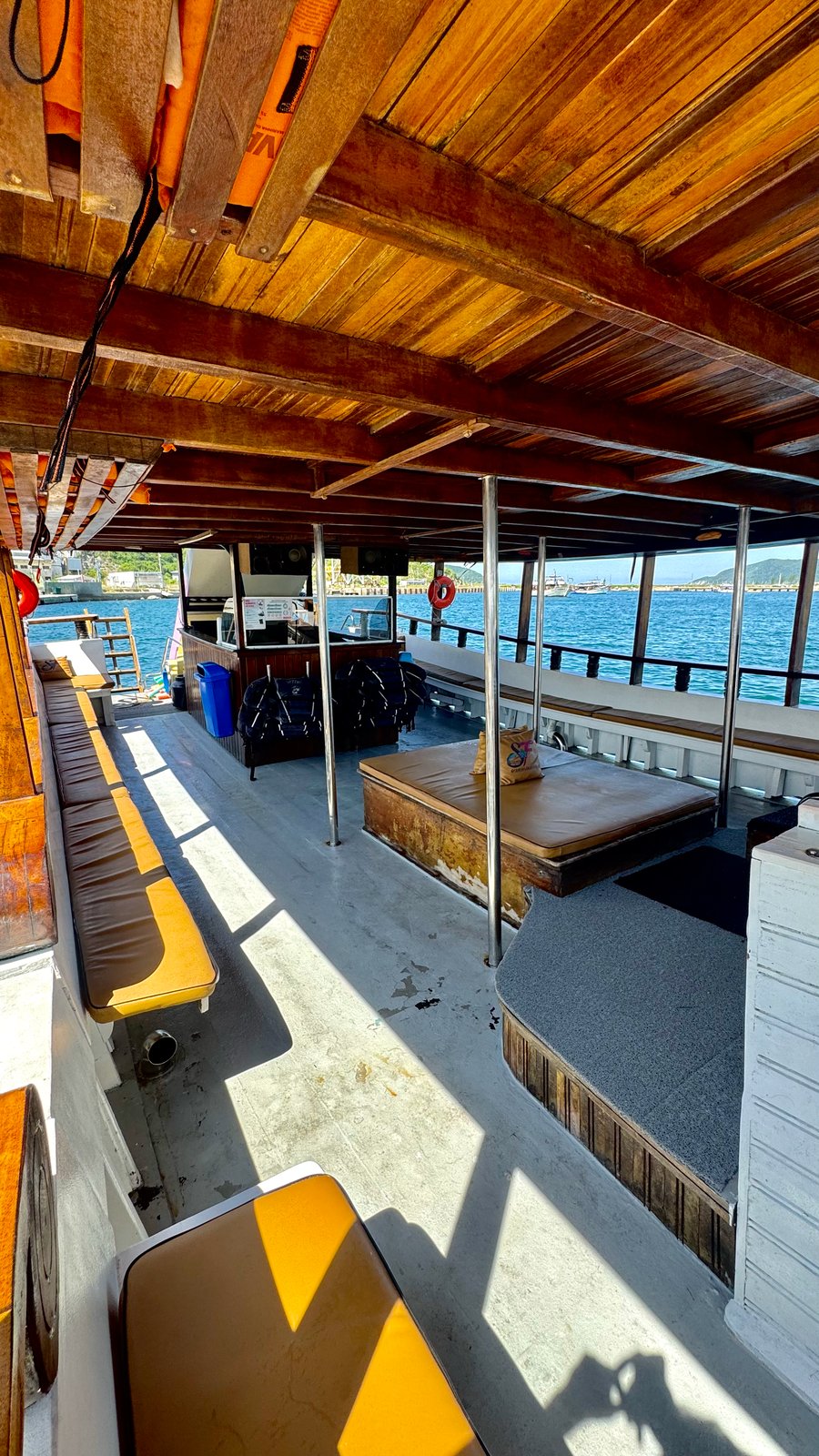 Passeio de Barco Arraial do Cabo | Super Flor