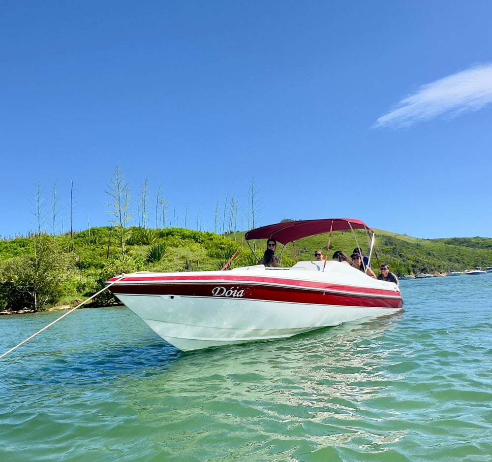 Passeio de Lancha em Cabo Frio