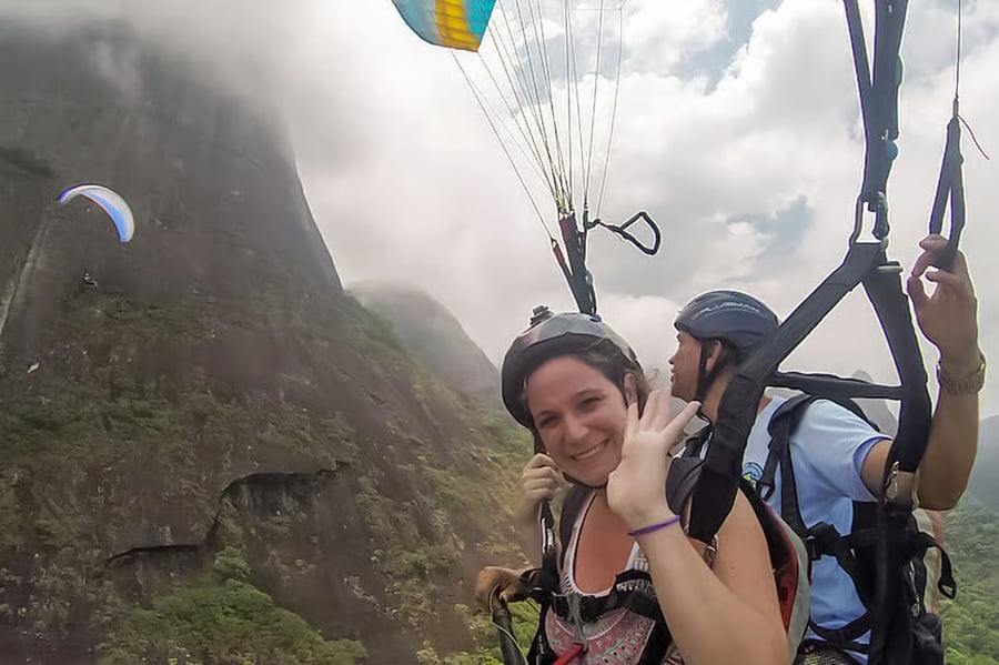 Voo de parapente no Rio com vista para a Pedra da Gávea - foto 10