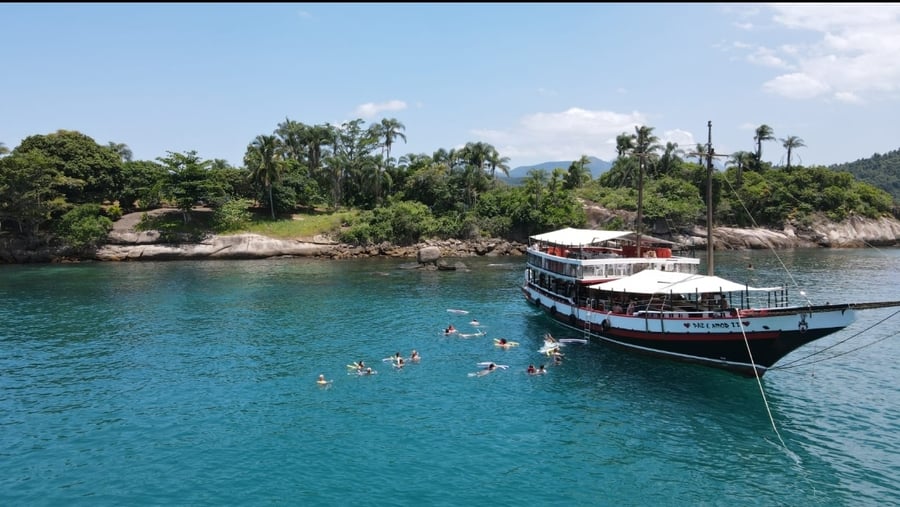 Passeio de Escuna em Paraty