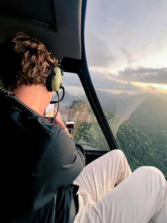 Passeio de helicóptero no Rio com portas abertas - foto 17
