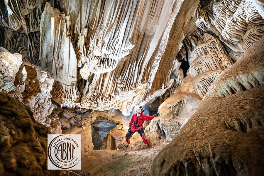 EXPEDIÇÃO TRAVESSIA da Caverna do Diabo