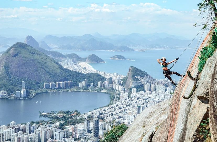 Trilha e Rapel Morro dois irmãos