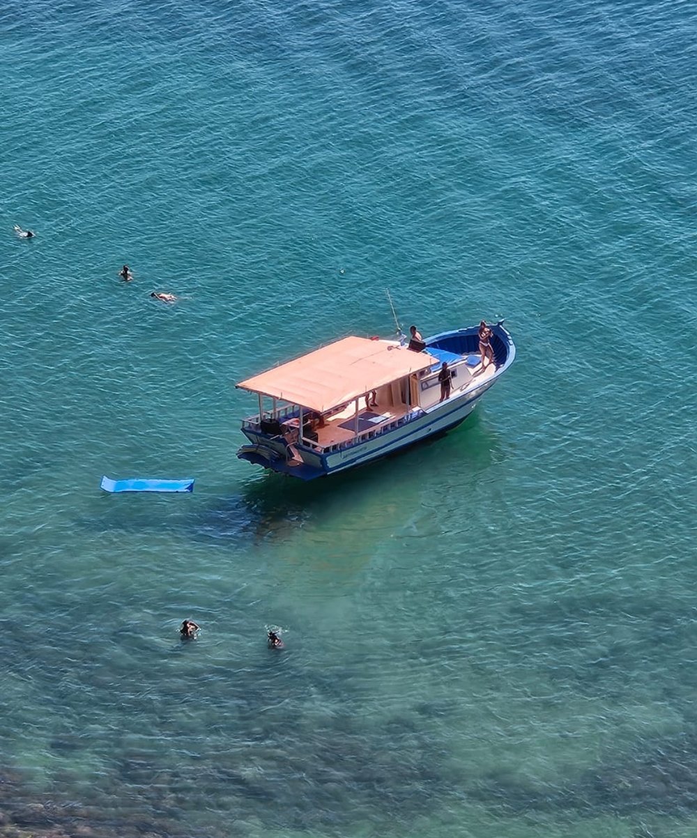 Passeio de Barco Exclusivo em Búzios