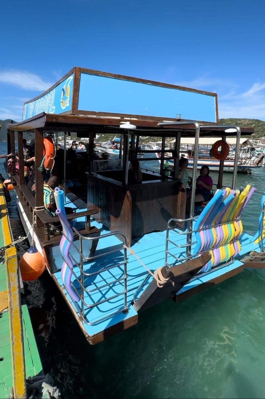 Barco Open Bar em Arraial do Cabo