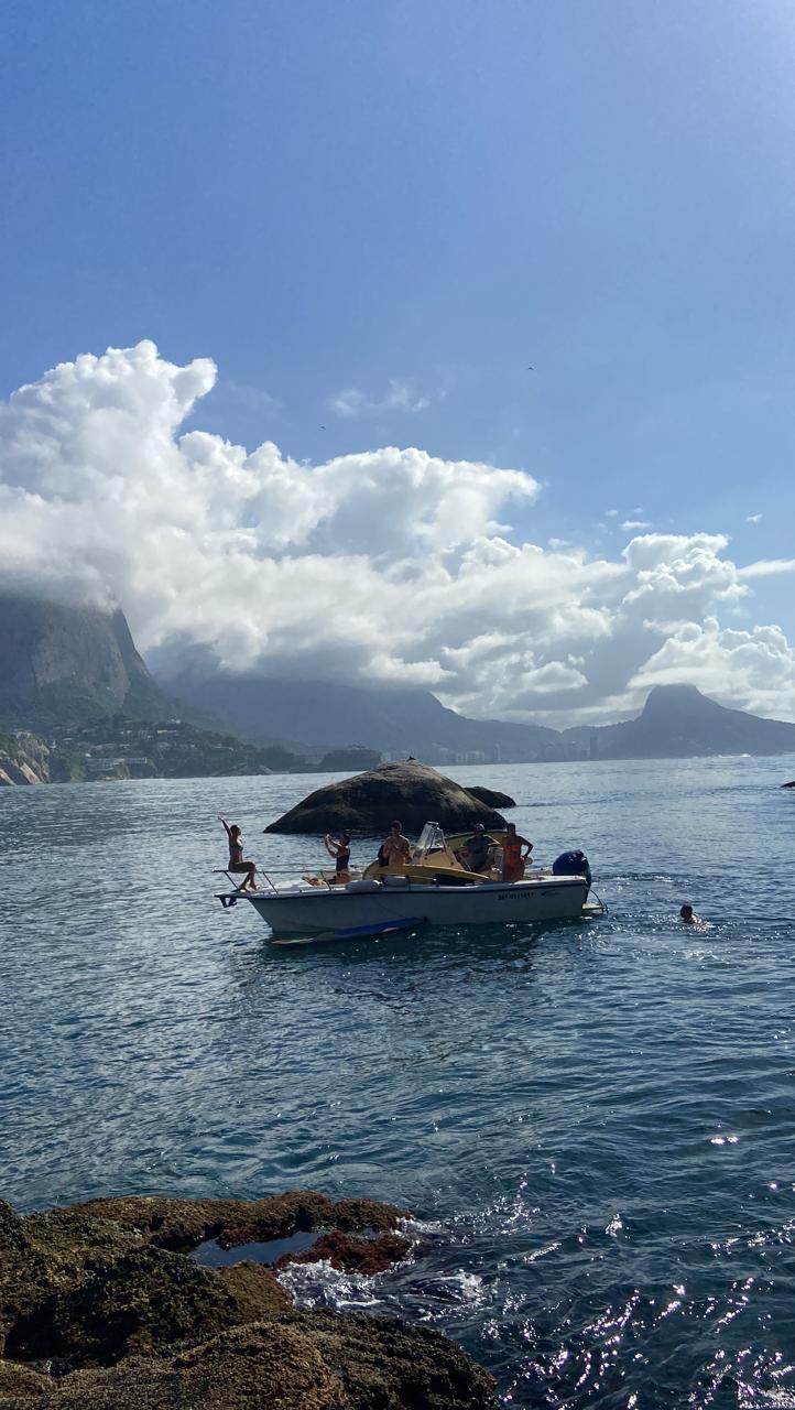  PASSEIO DE LANCHA COMPARTILHADO