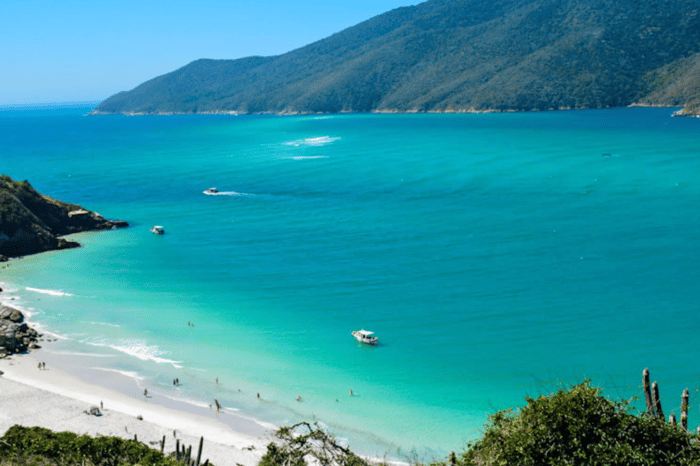 Transfer Galeão para Arraial do Cabo: Se Organize Para o Verão