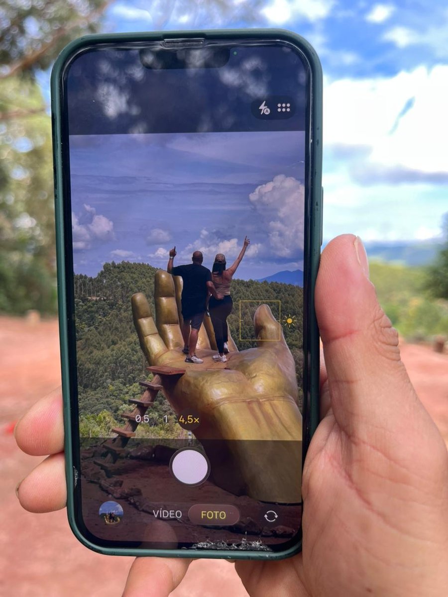 PARADA NA MAO DE DEUS