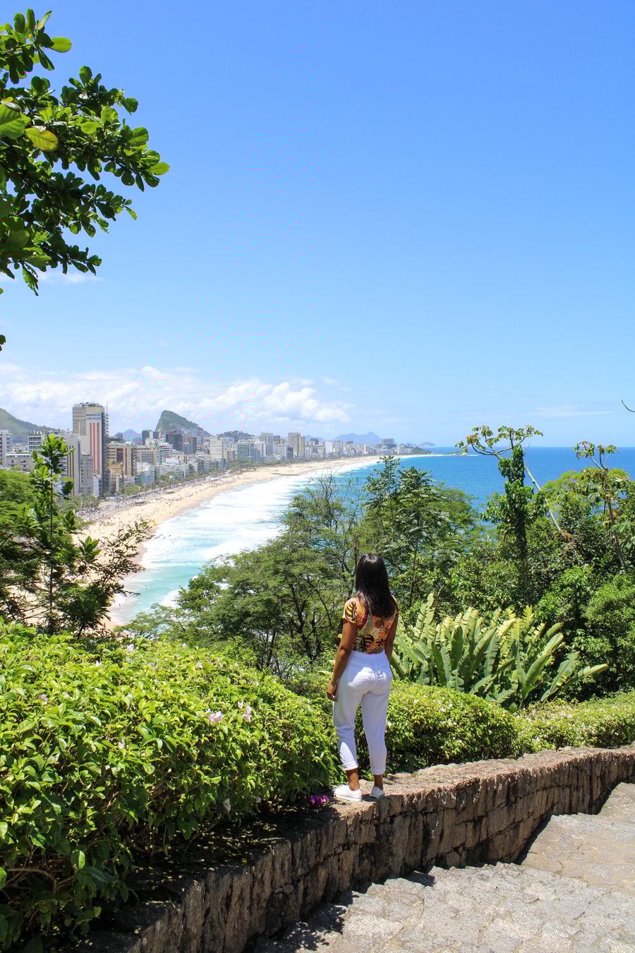 Mirante Penhasco dois Irmaos 