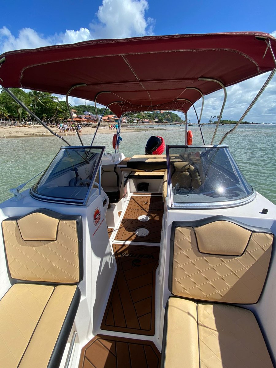 Parada nas piscinas naturais de Garapuá – um dos pontos mais encantadores do passeio 🐠