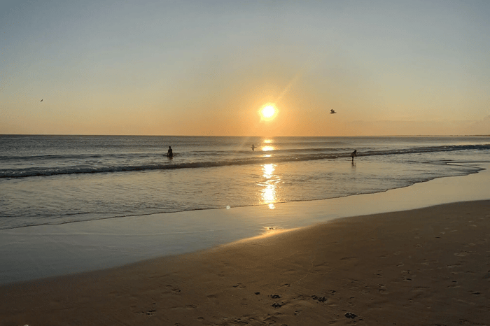 Melhores Horários para um Passeio de Barco em Arraial do Cabo
