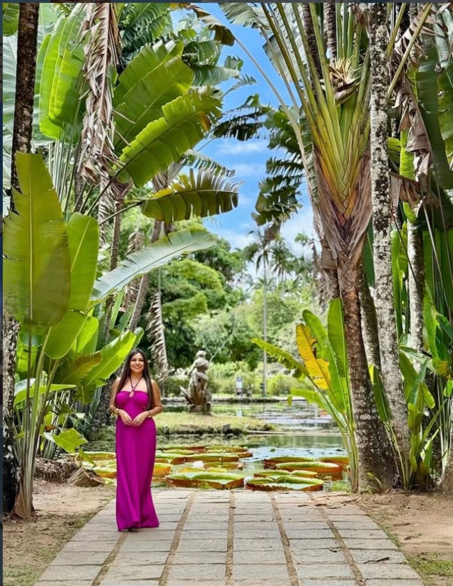Ensaio lifestyle no Jardim Botânico RJ com registros naturais, clima romântico e paisagens perfeitas para eternizar momentos especiais.